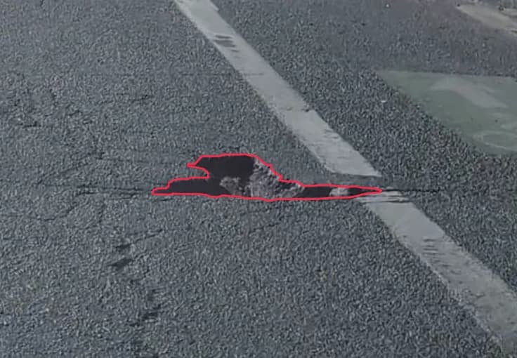 Detected pothole at Colfax Avenue and Fillmore Street